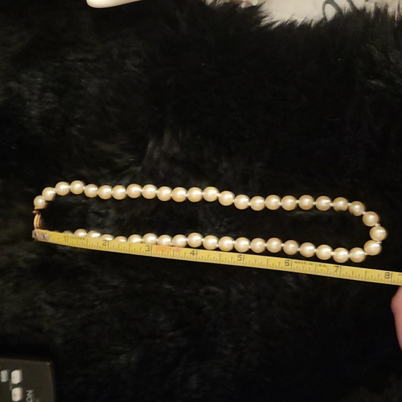 Avon Classic Pearlesque Necklace NEW - Picture 7 of 7